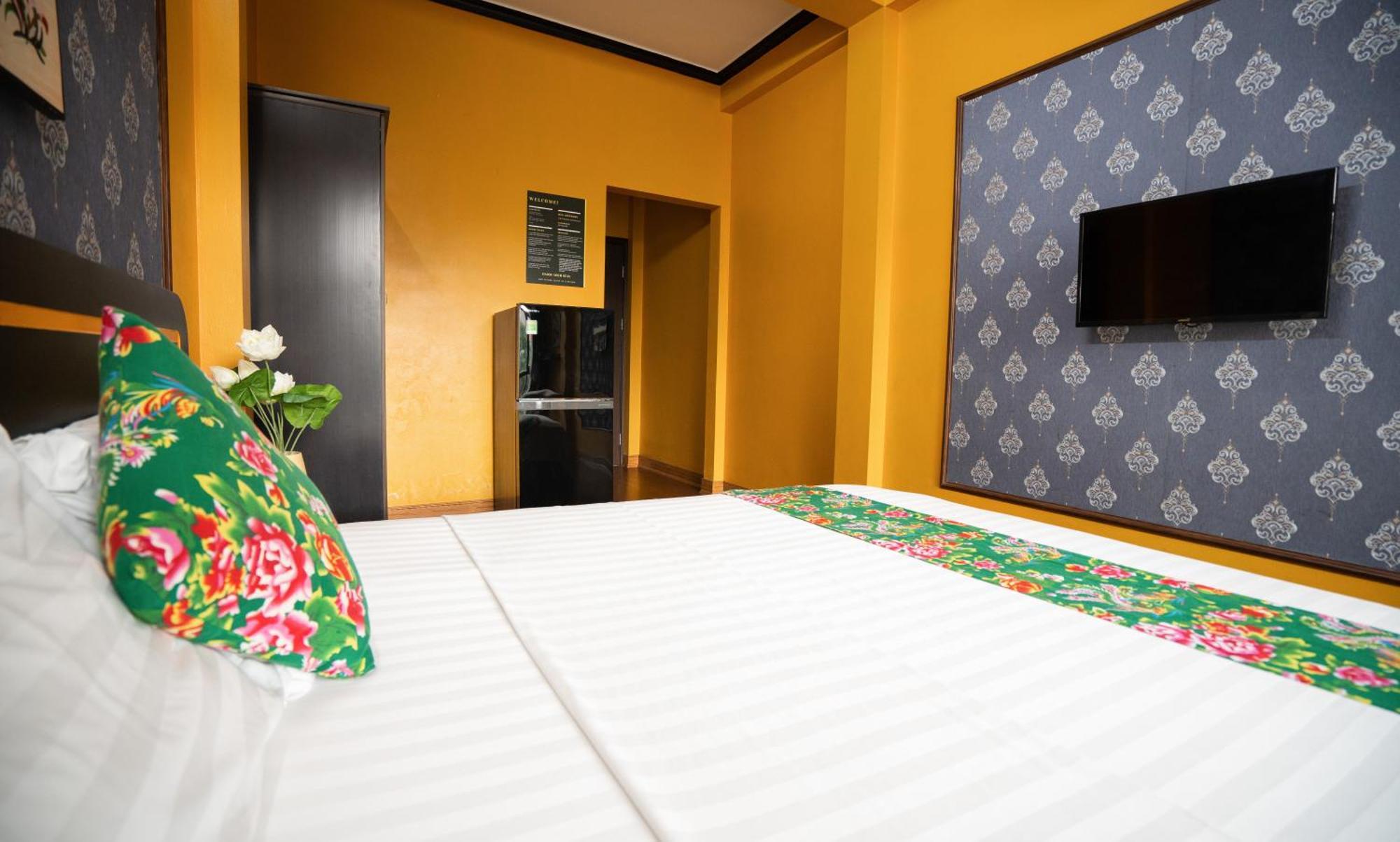 Viethouse Homestay Ha Long Exterior photo